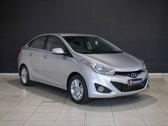 HYUNDAI HB20S 1.6 PREMIUM 16V FLEX 4P MANUAL HYUNDAI HB20S 1.6 PREMIUM 16V FLEX 4P MANUAL